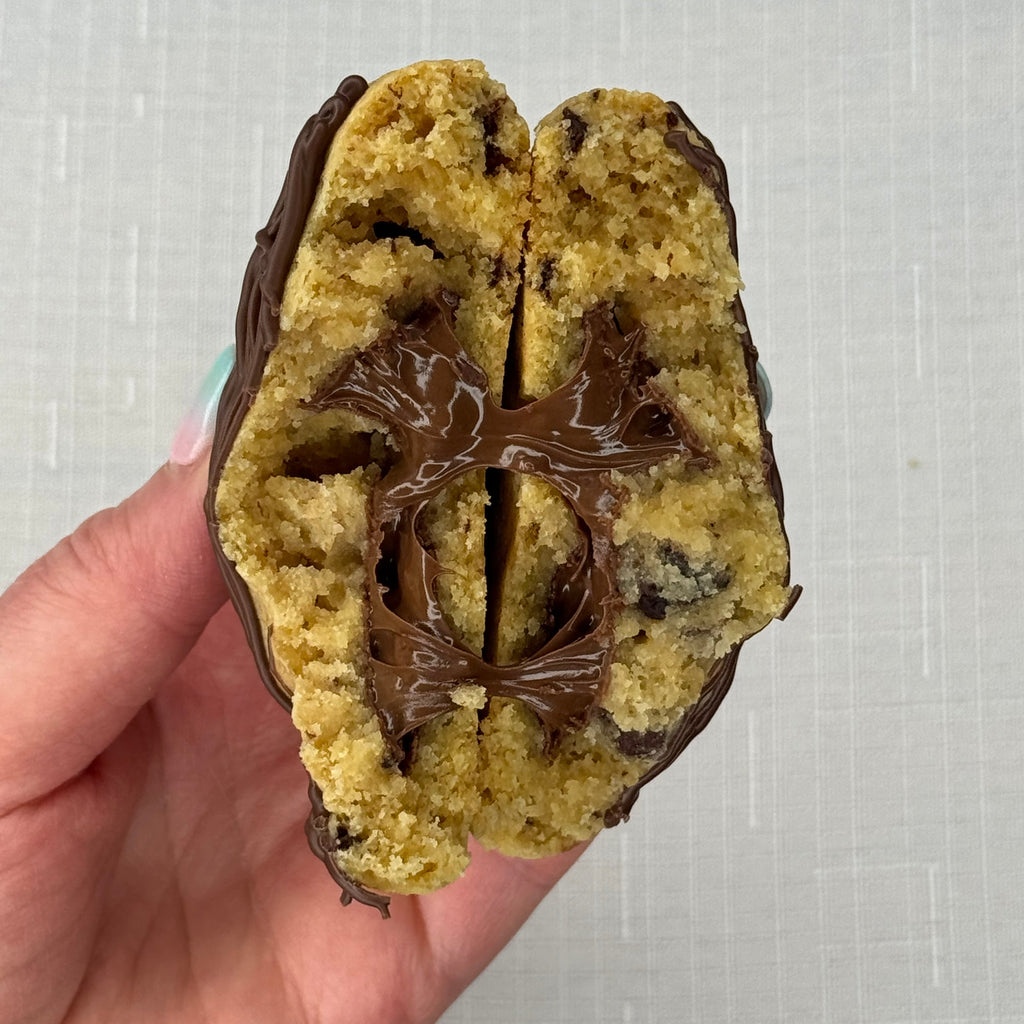 Nutella stuffed choc chip cookie